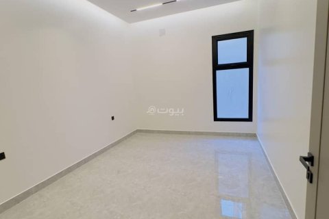 Villa de 3 chambres à Riyadh, Saudi Arabia No. 99592 8