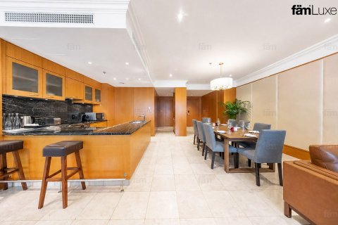 3 bedrooms Apartment in DIFC, UAE No. 160876