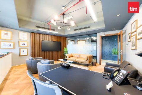 104.2m² Office in Dubai, UAE No. 210745