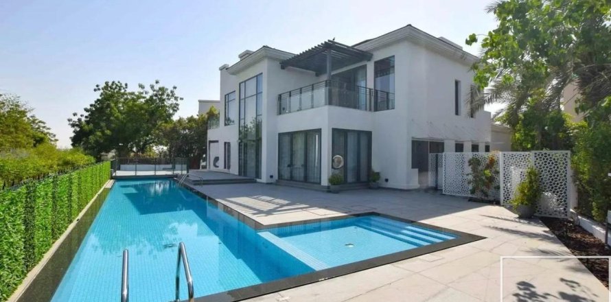 6 غرفة نوم  فيلا في Jumeirah Islands, الإمارات العربية المتحدة رقم 194257
