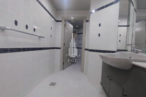 4 غرف نوم شقة في Corniche Road, الإمارات العربية المتحدة رقم 49718 25