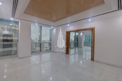 4 غرف نوم شقة في Corniche Road, الإمارات العربية المتحدة رقم 49718 17