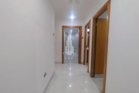 4 غرف نوم شقة في Corniche Road, الإمارات العربية المتحدة رقم 49718 14