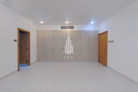 4 غرف نوم شقة في Corniche Road, الإمارات العربية المتحدة رقم 49718 9