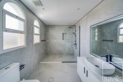 5 bedrooms Villa in Umm Suqeim, UAE No. 194626 4