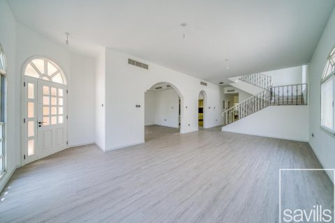 5 bedrooms Villa in Umm Suqeim, UAE No. 194626 12