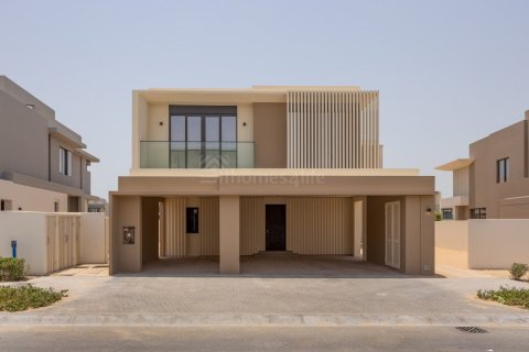 Villa de 5 chambres à Dubai, UAE No. 170743