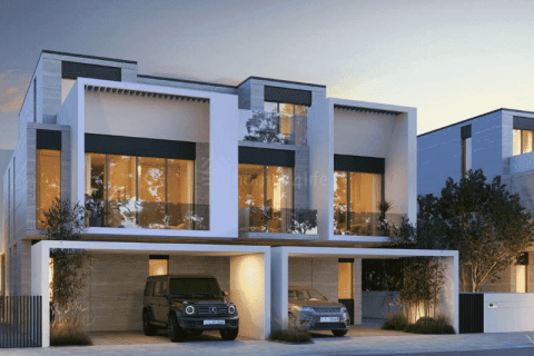 Villa de 5 dormitorios en Jumeirah Golf Estates, UAE No. 167587