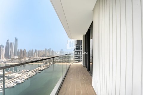 Appartement de 3 chambres à EMAAR Beachfront, UAE No. 129026 29