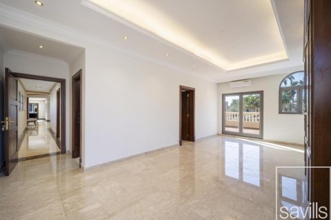 5 bedrooms Villa in Signature Villas, UAE No. 193894 30