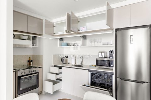 1 غرف نوم شقة في EMAAR Beachfront, الإمارات العربية المتحدة رقم 129926 16