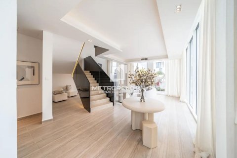 4 bedrooms Townhouse in Al Barari, UAE No. 129952 12