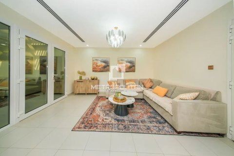 Villa de 3 dormitorios en Mina Al Arab, UAE No. 129948 6