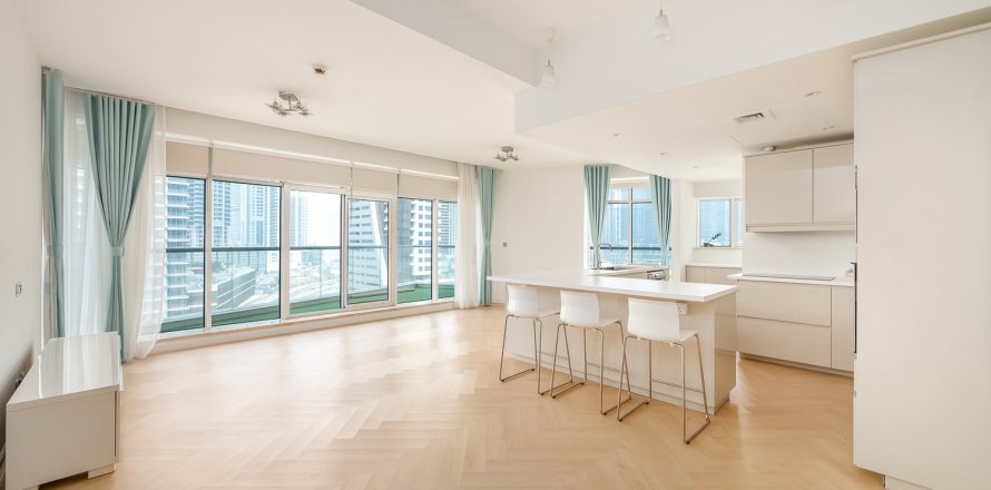 3 bedrooms Apartment in Dubai Marina, UAE No. 208756