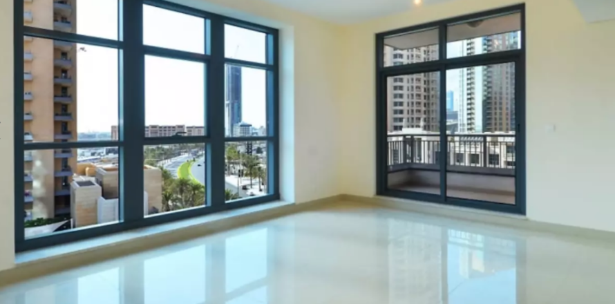 Apartment de 2 dormitorios en Claren Towers, UAE No. 1080