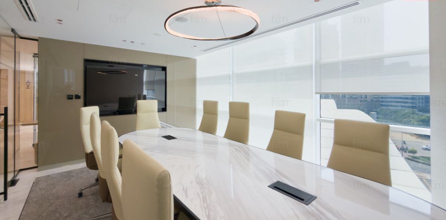 101.4m² Office in Dubai, UAE No. 186304