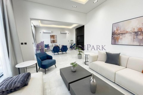 5 غرفة نوم  فيلا في الدوحة, Qatar رقم 58353 3