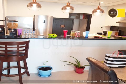 2 bedrooms Apartment in Manama, Bahrain No. 66923 6