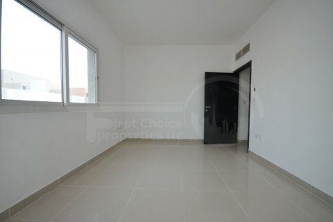 Вилла с 4 спальнями в Al Reef, ОАЭ №13326 14