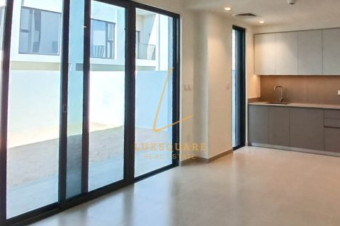 3 bedrooms Villa in EMAAR South, UAE No. 186167
