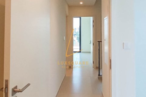Villa de 3 dormitorios en EMAAR South, UAE No. 186167 9
