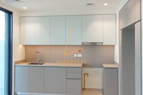 Villa de 3 dormitorios en EMAAR South, UAE No. 186167 4