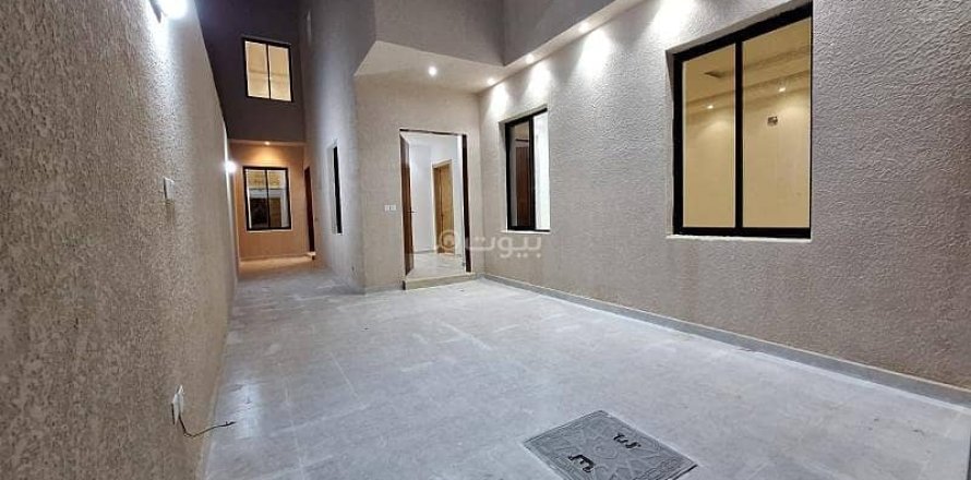 3 bedrooms Villa in Riyadh, Saudi Arabia No. 60050