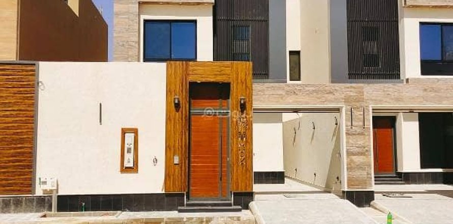 Villa de 5 chambres à Riyadh, Saudi Arabia No. 60045