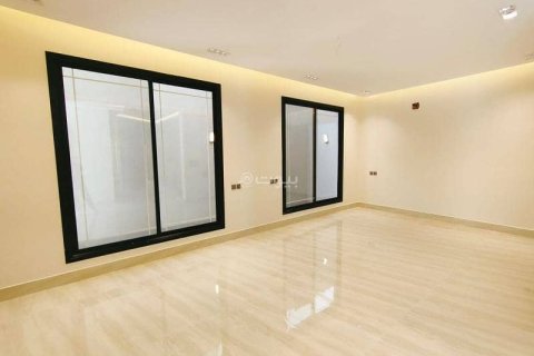 Villa de 5 chambres à Riyadh, Saudi Arabia No. 60045 11