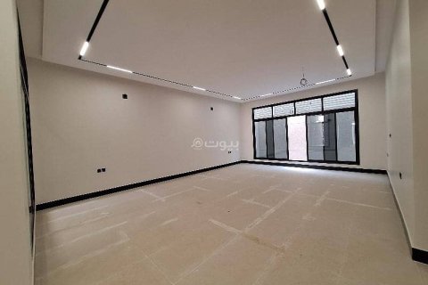 Villa de 4 chambres à Riyadh, Saudi Arabia No. 60044 13
