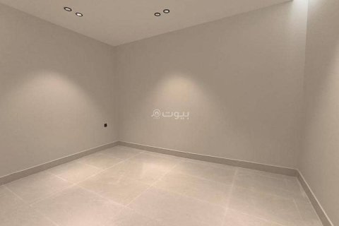 Villa de 5 dormitorios en Riyadh, Saudi Arabia No. 60049 15