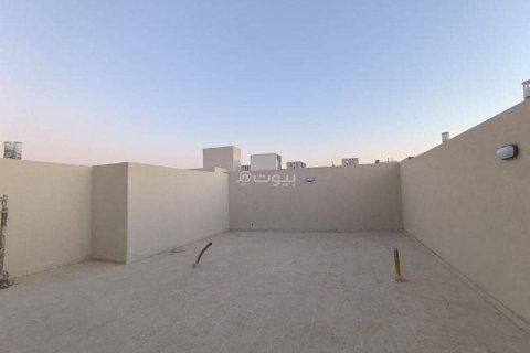 Villa de 5 dormitorios en Riyadh, Saudi Arabia No. 60049 3