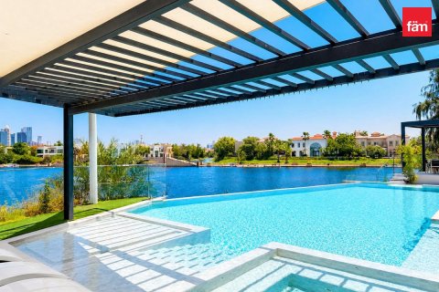 5 bedrooms Villa in Jumeirah Islands, UAE No. 203138