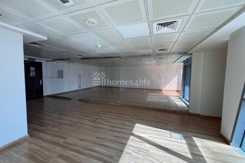 110m² Office in Jumeirah Lake Towers, UAE No. 168960