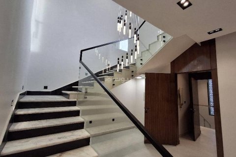 3 bedrooms Apartment in Riyadh, Saudi Arabia No. 60489 5