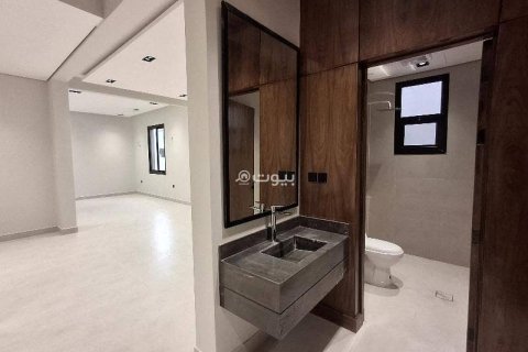 3 bedrooms Apartment in Riyadh, Saudi Arabia No. 60489 15