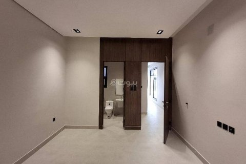 3 bedrooms Apartment in Riyadh, Saudi Arabia No. 60489 13