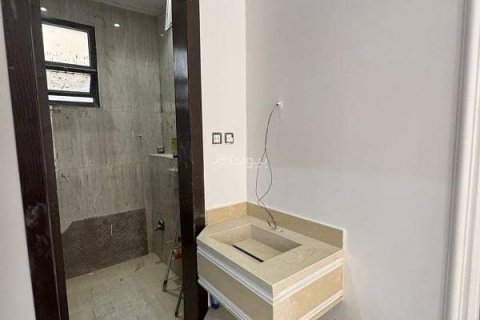 Villa de 4 dormitorios en Riyadh, Saudi Arabia No. 62822 15