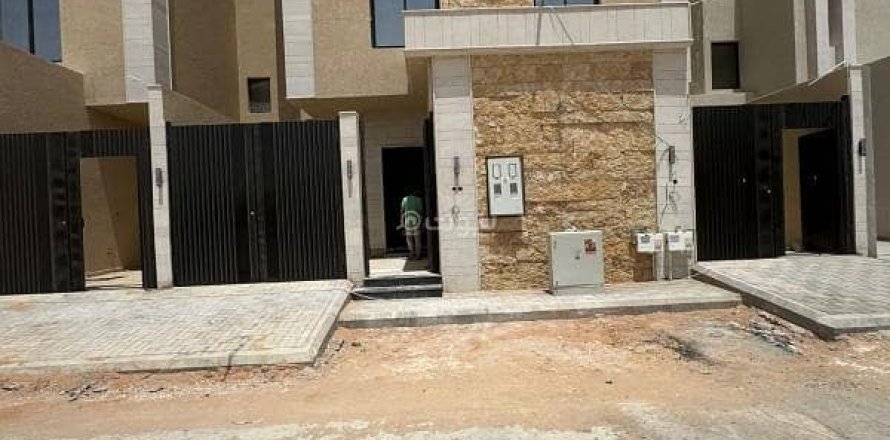 Villa de 4 dormitorios en Riyadh, Saudi Arabia No. 62822