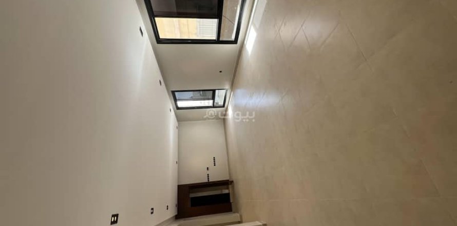 3 bedrooms Apartment in Riyadh, Saudi Arabia No. 62826