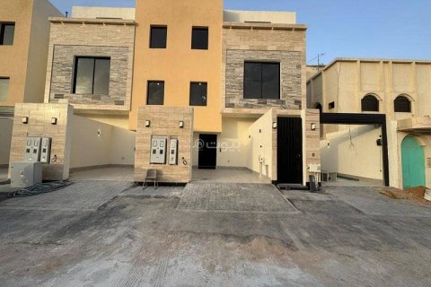 4 غرف نوم شقة في مدينة الرياض, السُّعُودِيَّة رقم 62825