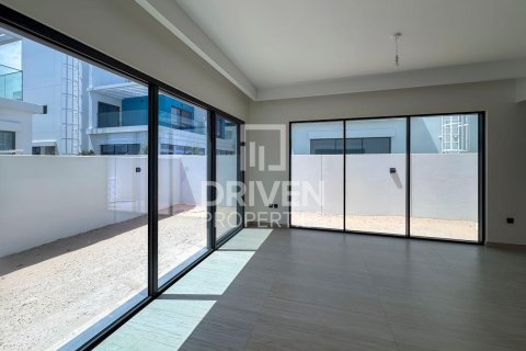 5 غرفة نوم  تاون هاوس في Damac Lagoons, الإمارات العربية المتحدة رقم 191544