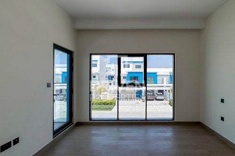 Townhouse de 5 dormitorios en Damac Lagoons, UAE No. 191544 14