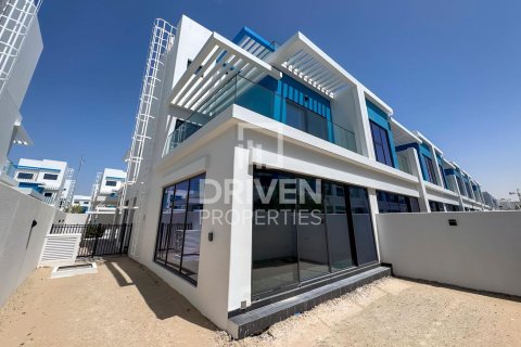 Townhouse de 5 dormitorios en Damac Lagoons, UAE No. 191544 5