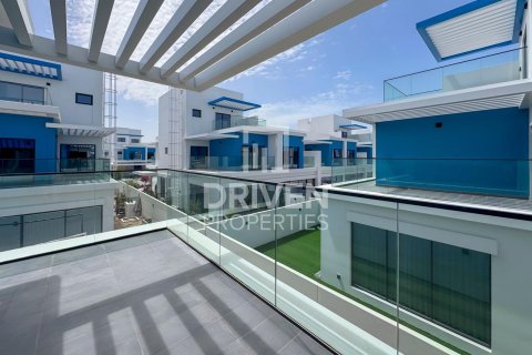 Townhouse de 5 dormitorios en Damac Lagoons, UAE No. 191544 25