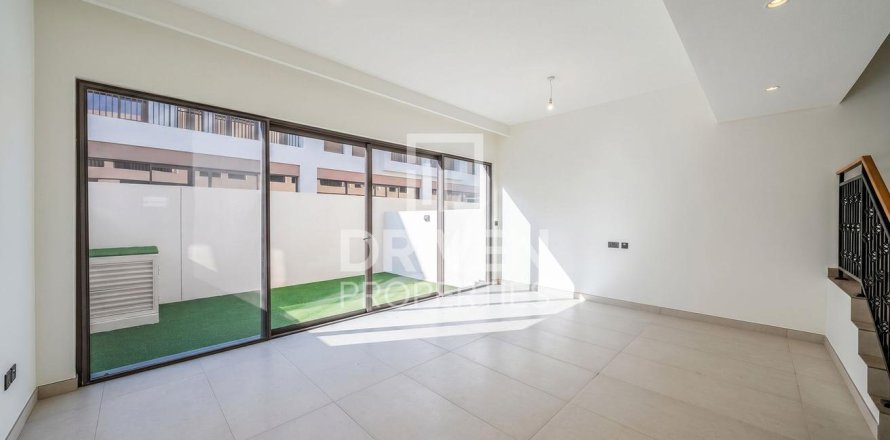 4 غرف نوم تاون هاوس في Damac Lagoons, الإمارات العربية المتحدة رقم 191543