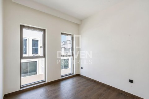 Townhouse de 4 dormitorios en Damac Lagoons, UAE No. 191542 8