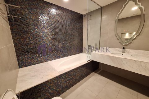Apartment de 3 dormitorios en Lusail, Qatar No. 57321 17