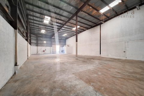 455.2m² Warehouse in Dubai, UAE No. 47690 6