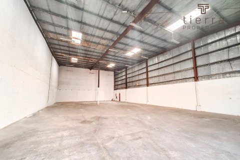455.2m² Warehouse in Dubai, UAE No. 47690